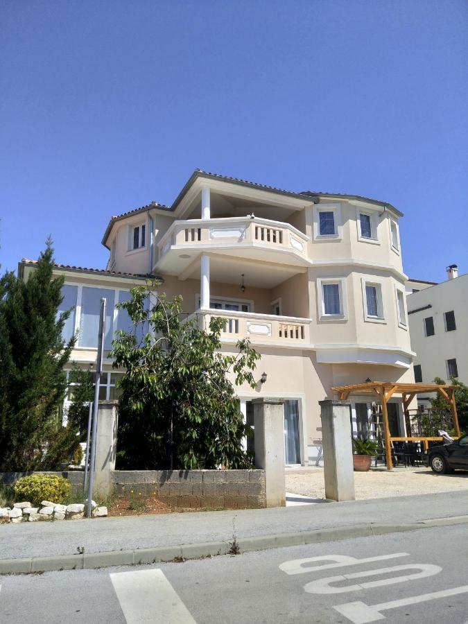 Gregovica 2 Pula
